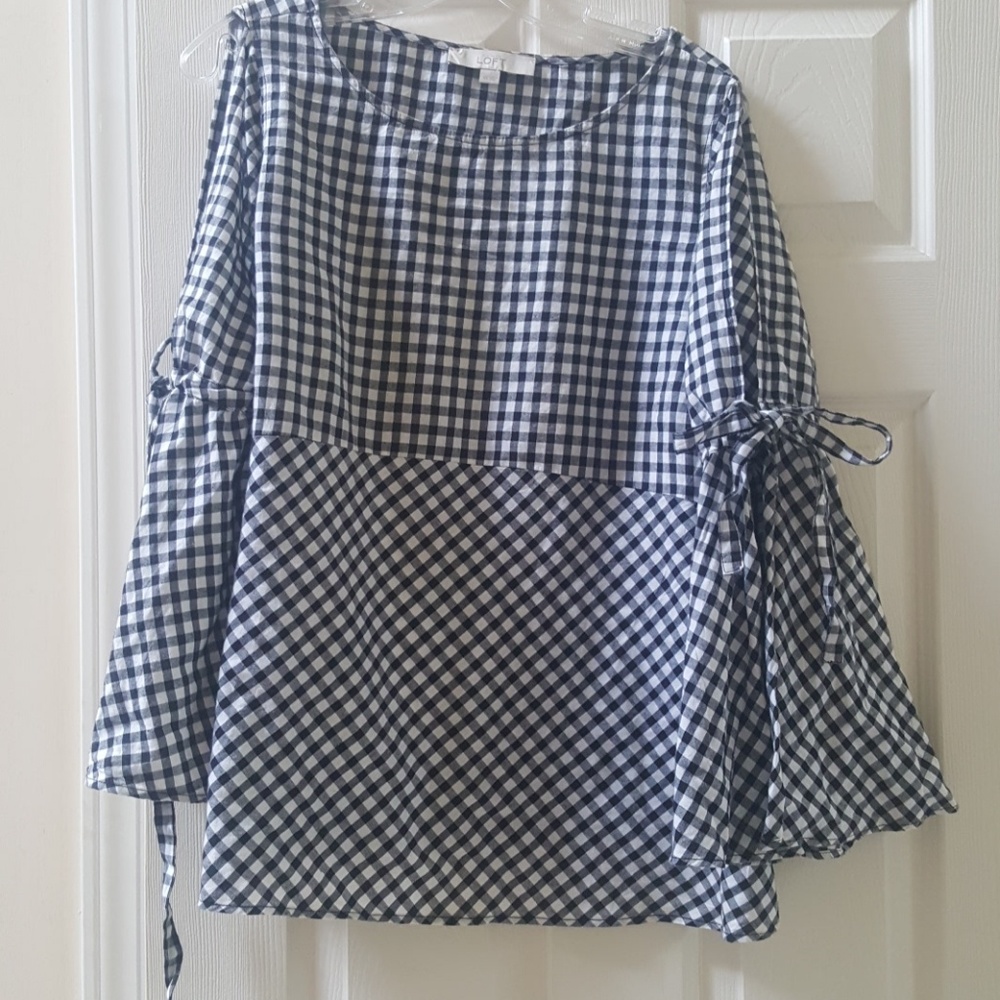 Black &White Check Cold Shoulder  Loft Top